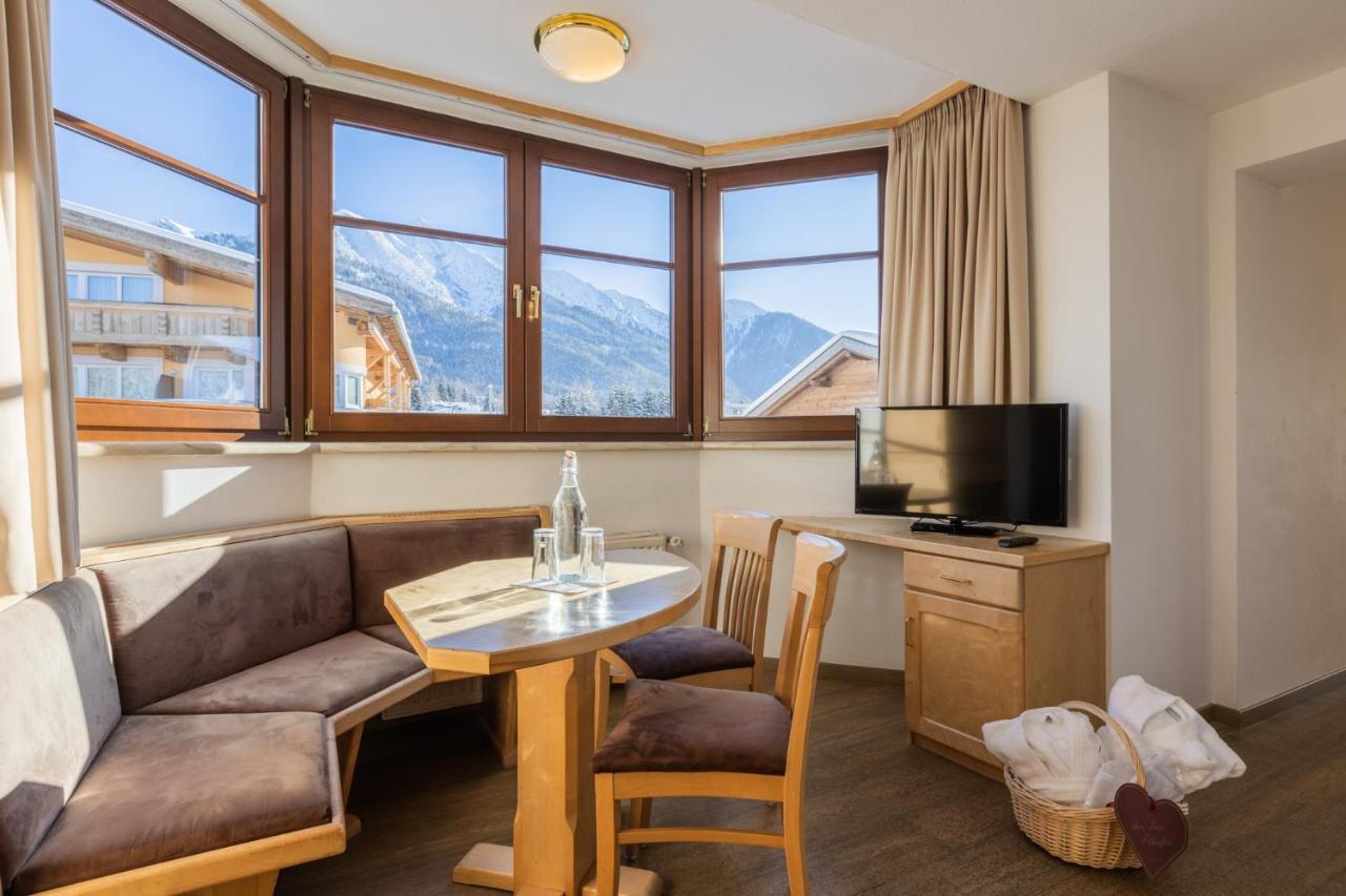 Hotel Central Seefeld in Tirol Exterior foto